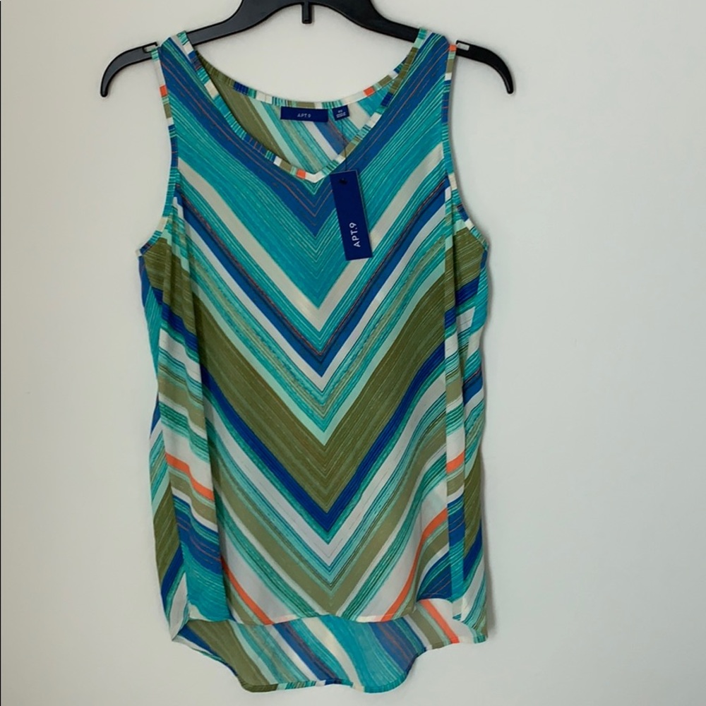 Ladies sleeveless top